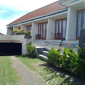 https://bali-paranes.hotelsseminyak.net